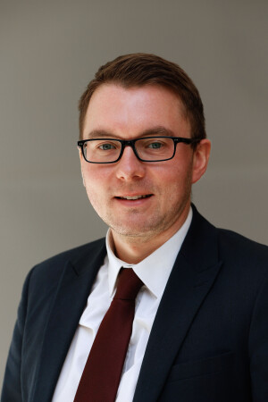 Mr Oliver Pointon